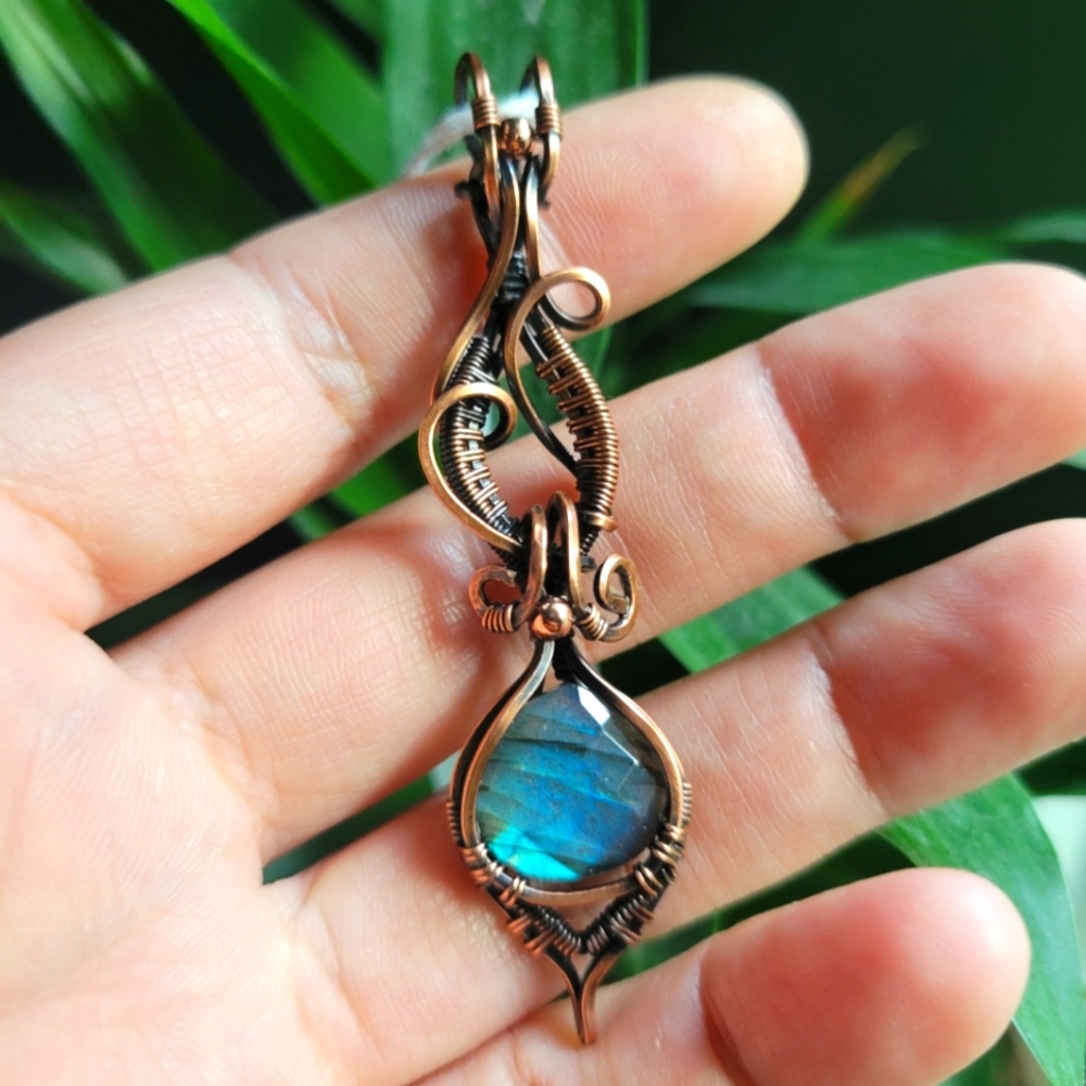 Labradorite Pendant
